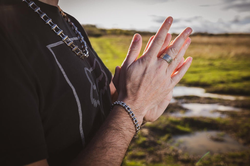 Join the Cycolinks Affiliate Program: Earn 10% Promoting Cycling Jewelry That Riders Actually Love