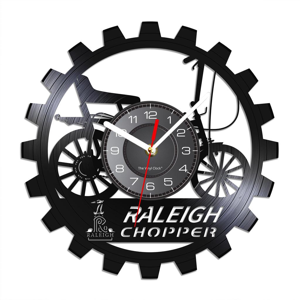 Introducing our Raleigh Chopper Vinyl Clock - a timeless tribute to the iconic Raleigh Chopper bicycle, capturing its rich history and distinctive style! 🚲🕰️