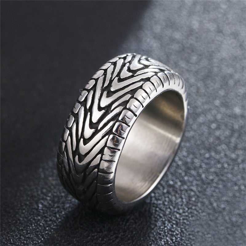 Cycolinks Vintage Punk Motorcycle Tire Ring - Cycolinks