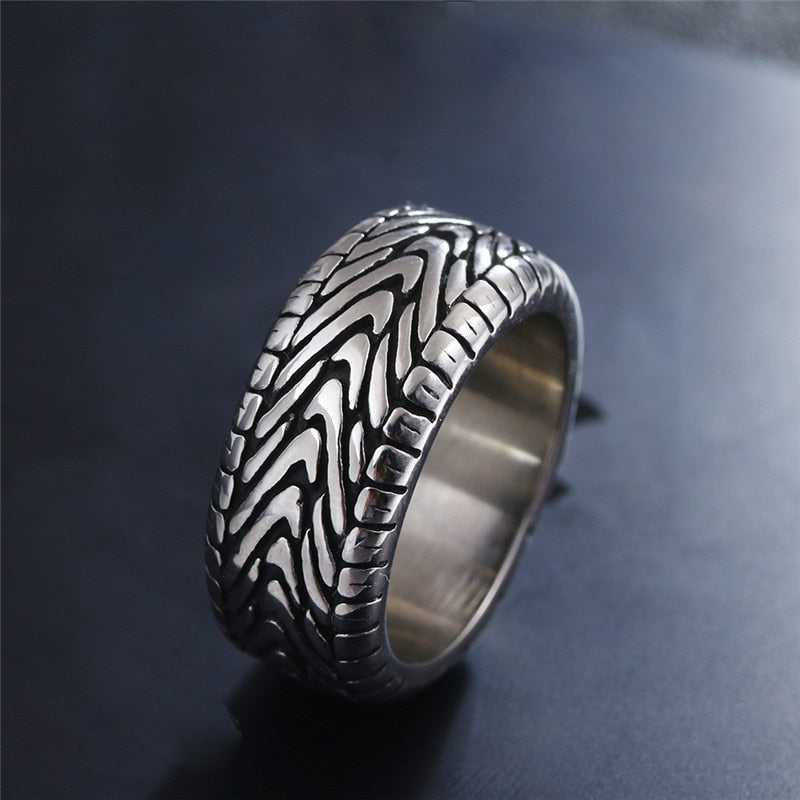 Cycolinks Vintage Punk Motorcycle Tire Ring - Cycolinks